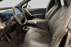 BMW iX esikatselu 7