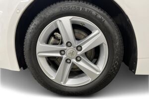 Toyota Corolla esikatselu 12