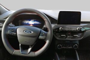 Ford Kuga esikatselu 4