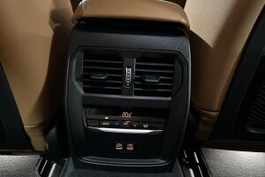 BMW i4 M50 esikatselu 15