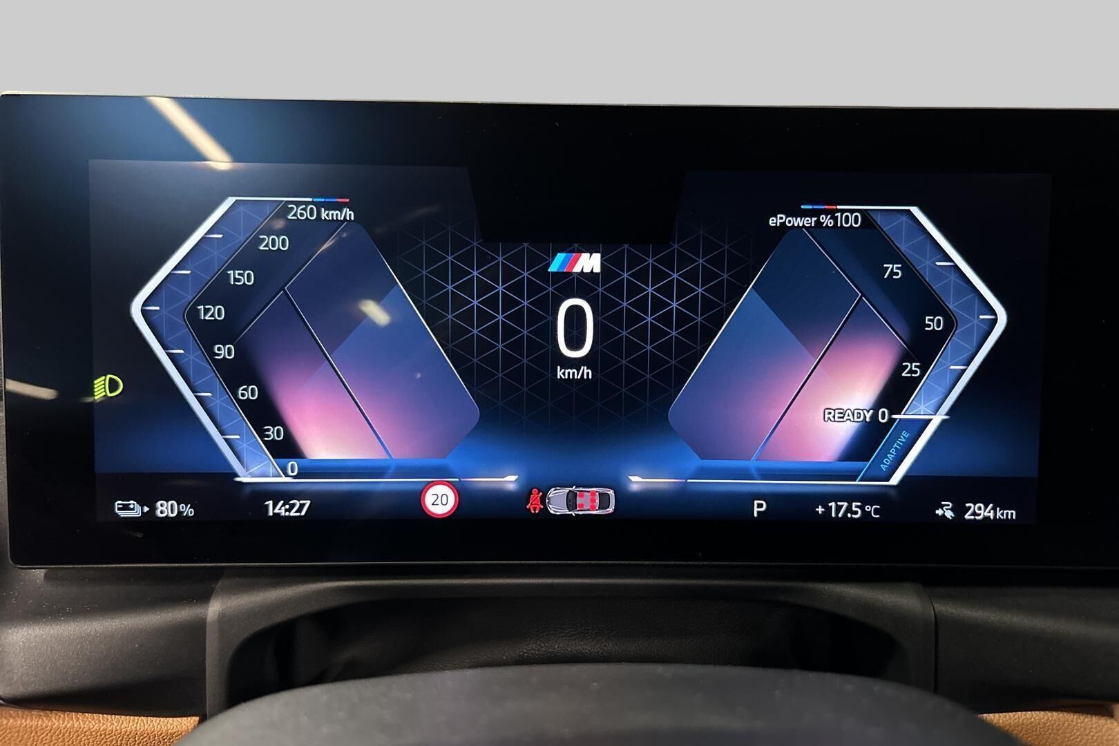 BMW i4 M50 iso kuva 16