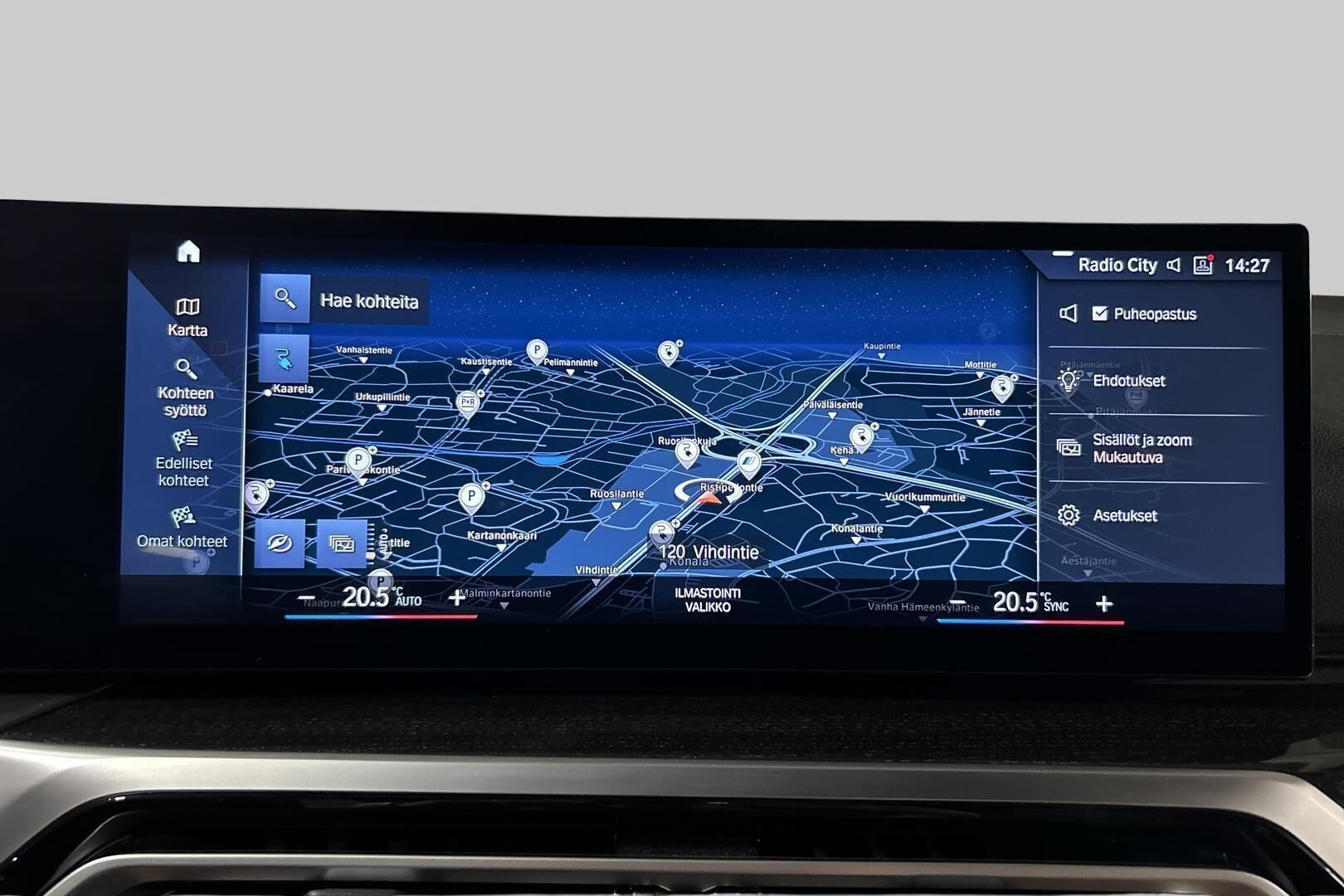 BMW i4 M50 iso kuva 27