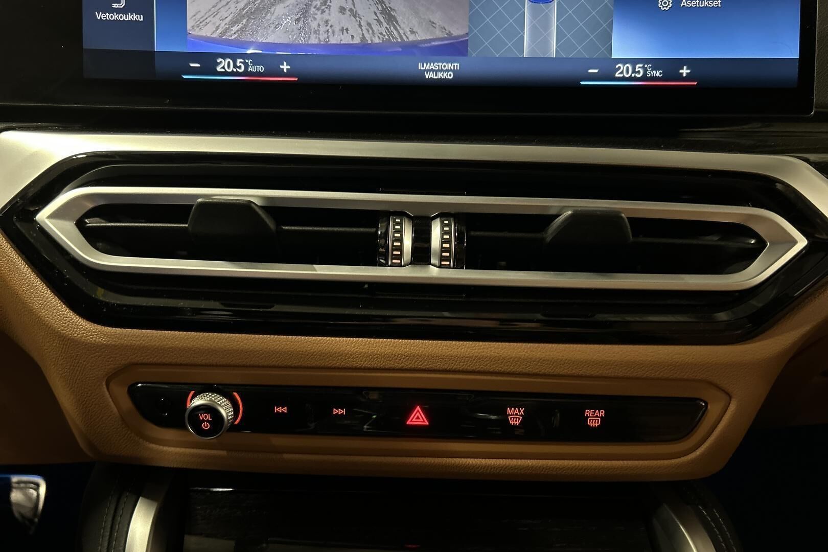 BMW i4 M50 iso kuva 34