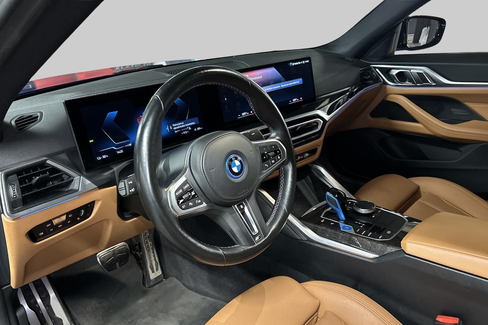BMW i4 M50 iso kuva 8