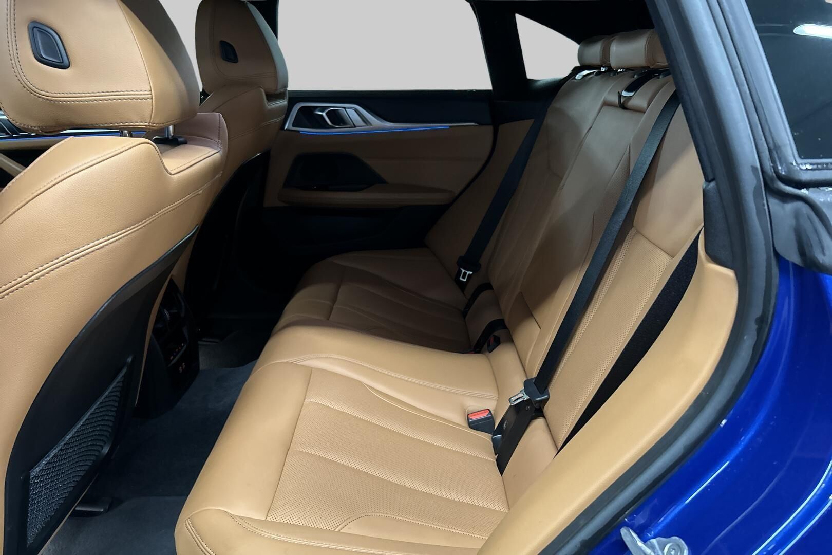 BMW i4 M50 iso kuva 9