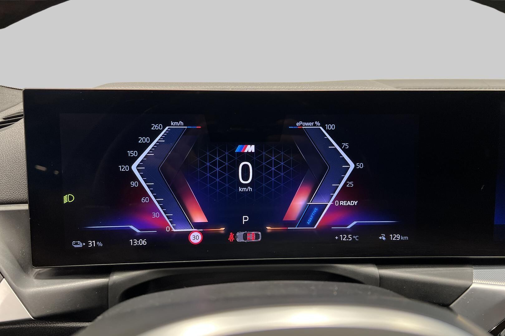 BMW I4 M50 iso kuva 12