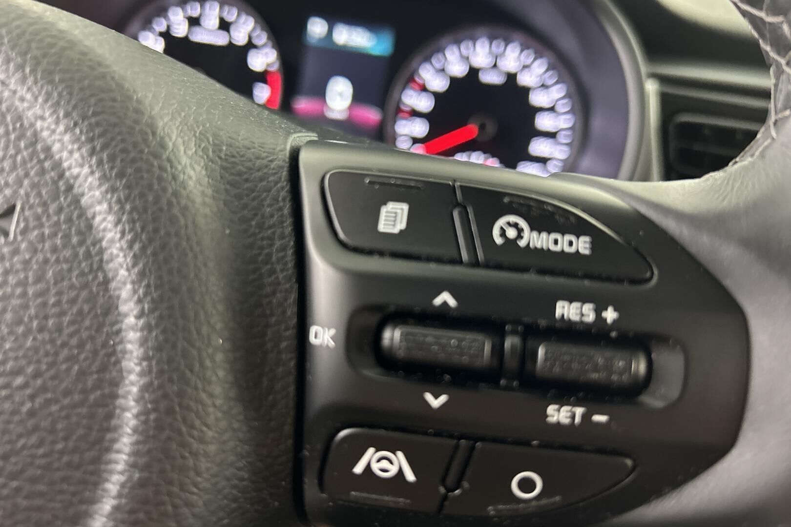 Kia Rio iso kuva 21