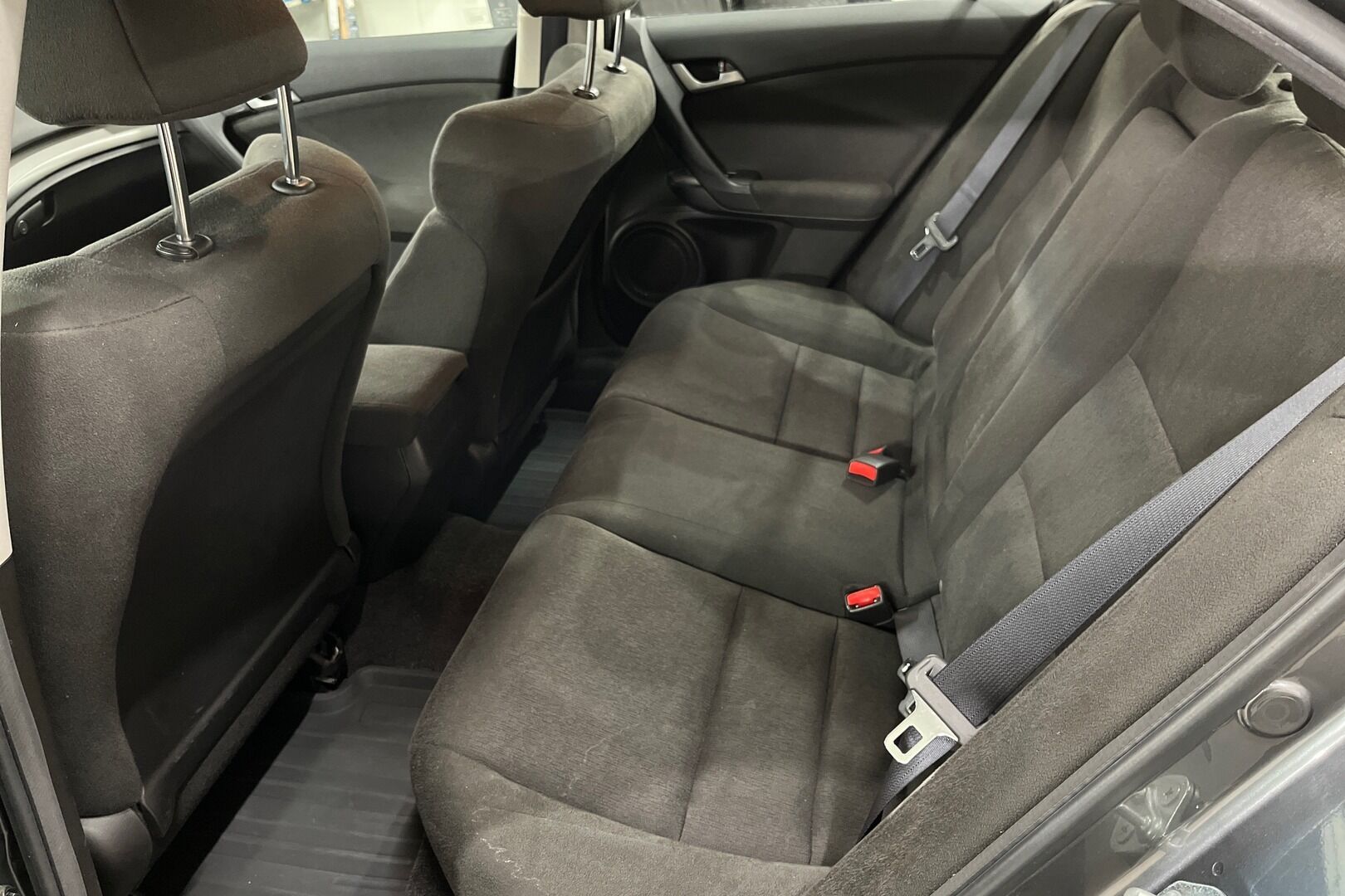 Honda Accord iso kuva 8