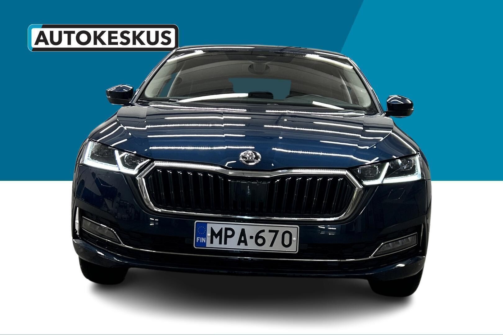 Skoda Octavia iso kuva 2