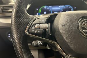 Skoda Superb esikatselu 18
