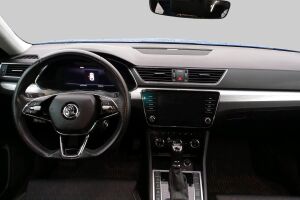 Skoda Superb esikatselu 2