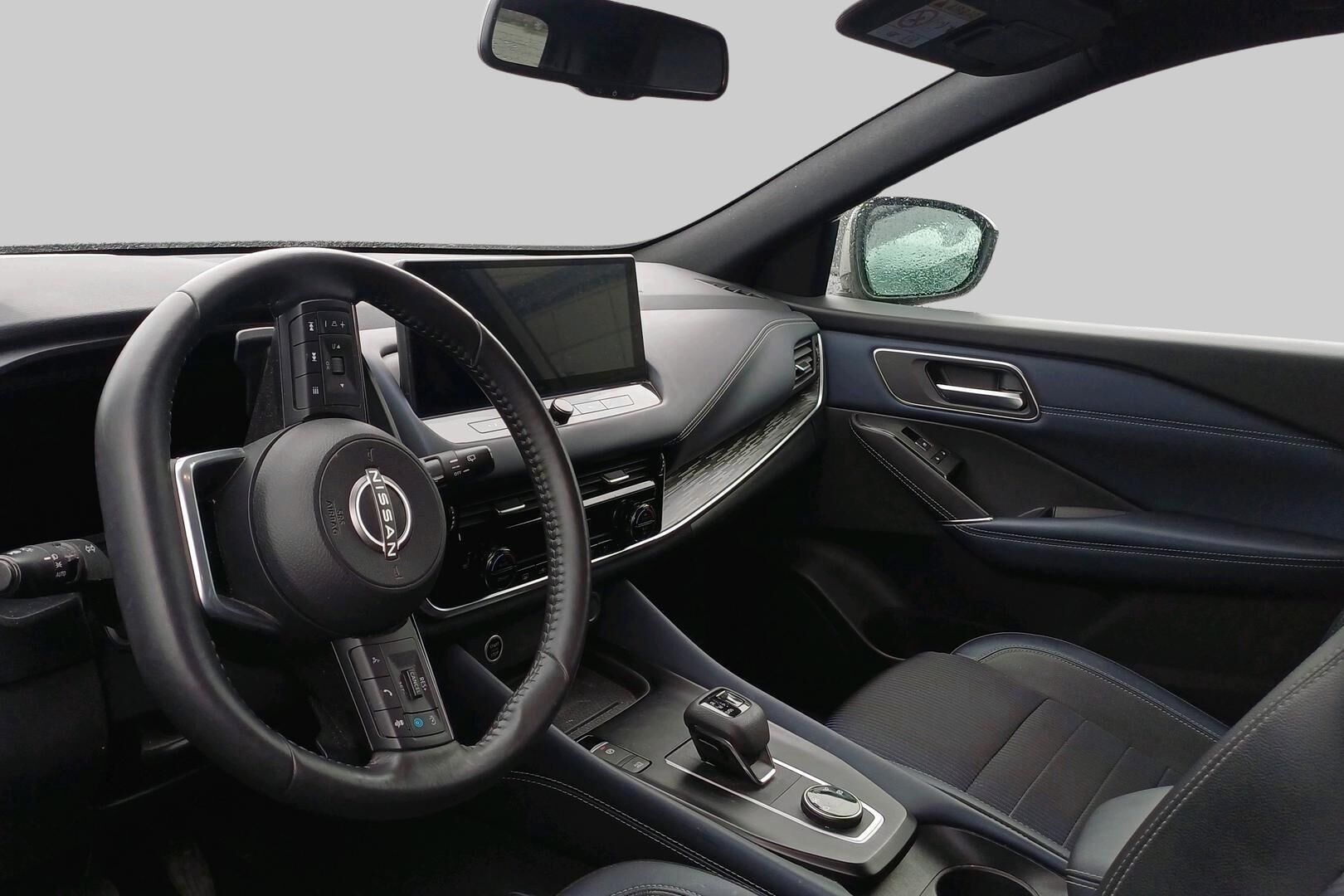 Nissan Qashqai iso kuva 2