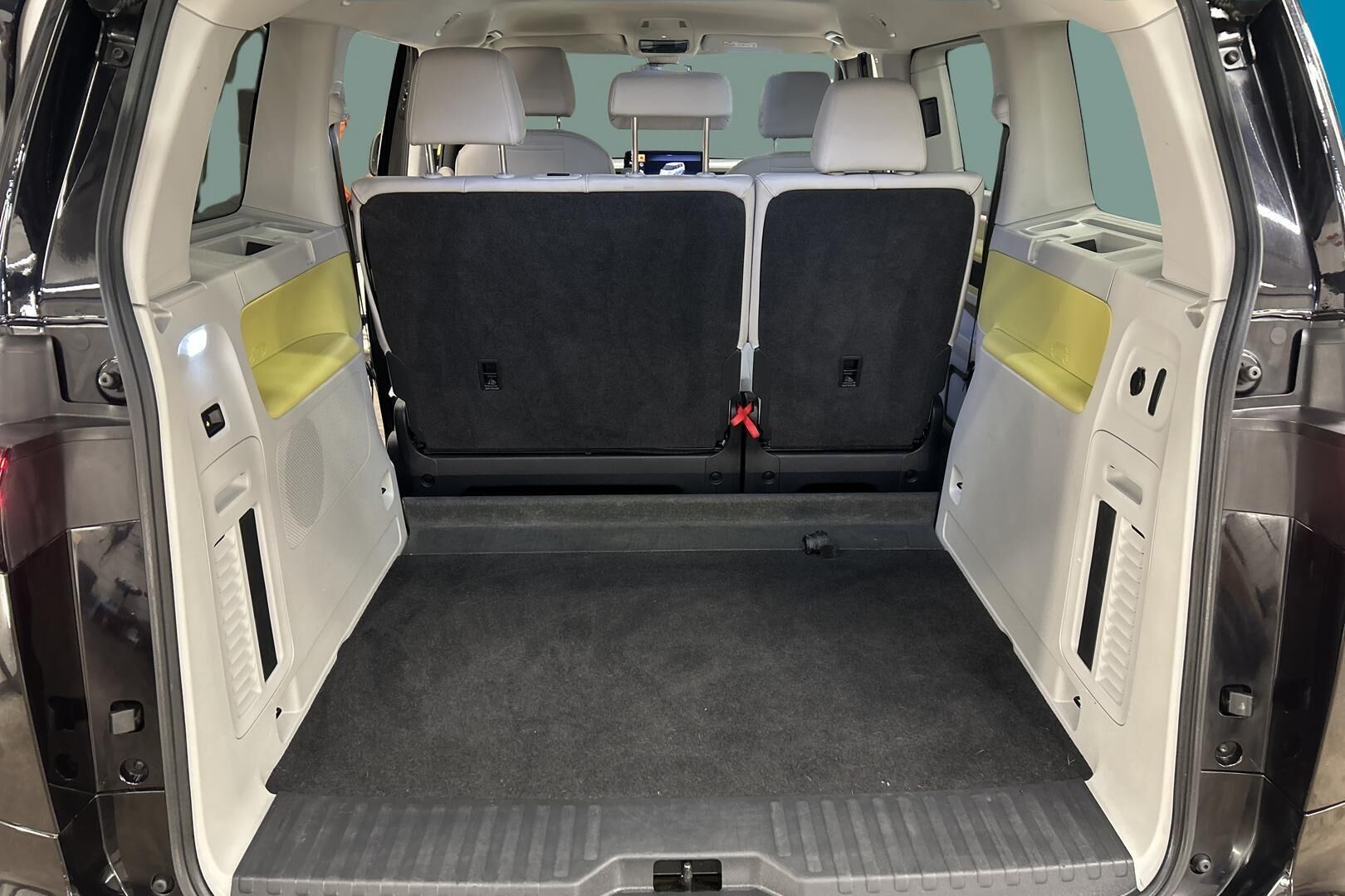 Volkswagen ID. Buzz iso kuva 12