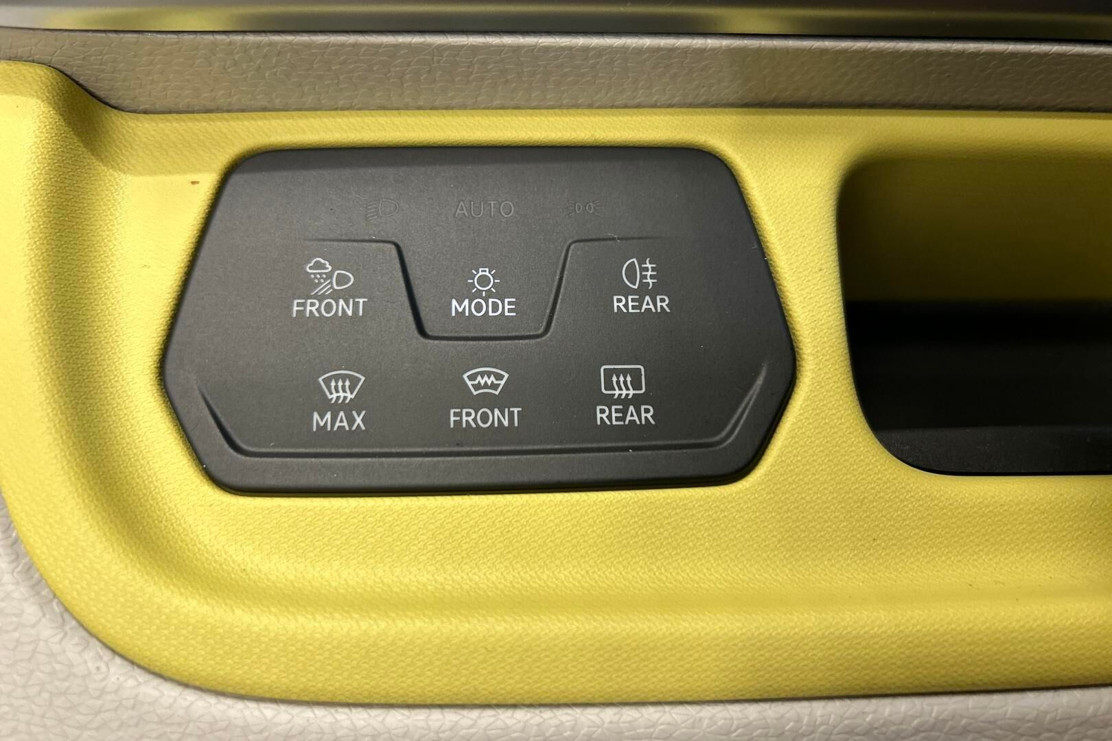 Volkswagen ID. Buzz iso kuva 19