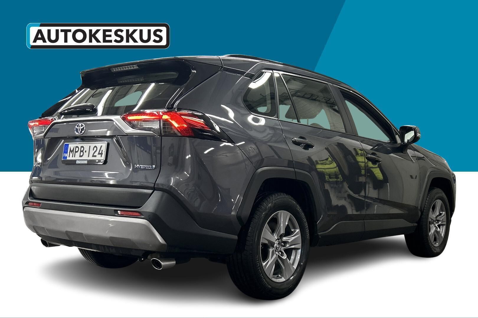 Toyota RAV4 iso kuva 3