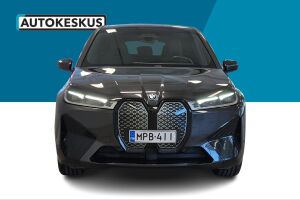 BMW iX esikatselu 15