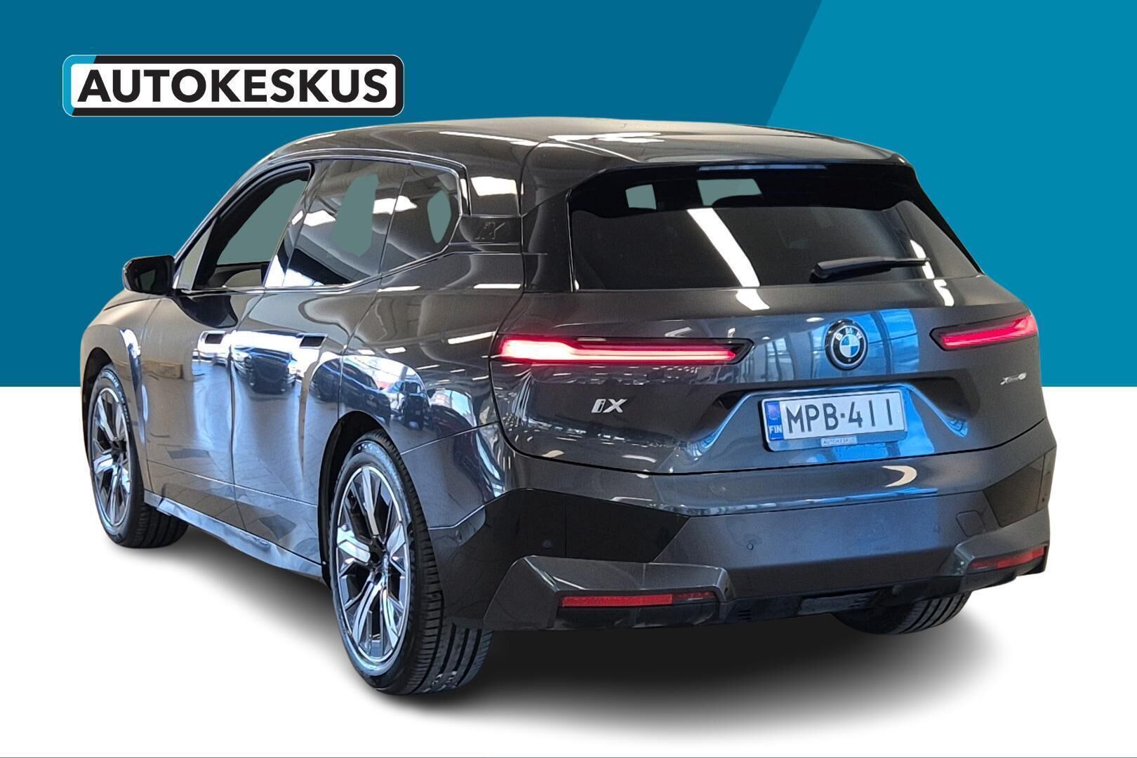 BMW iX iso kuva 2