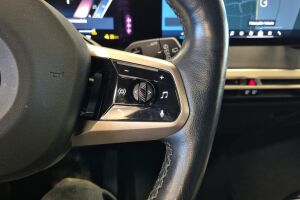 BMW iX esikatselu 11