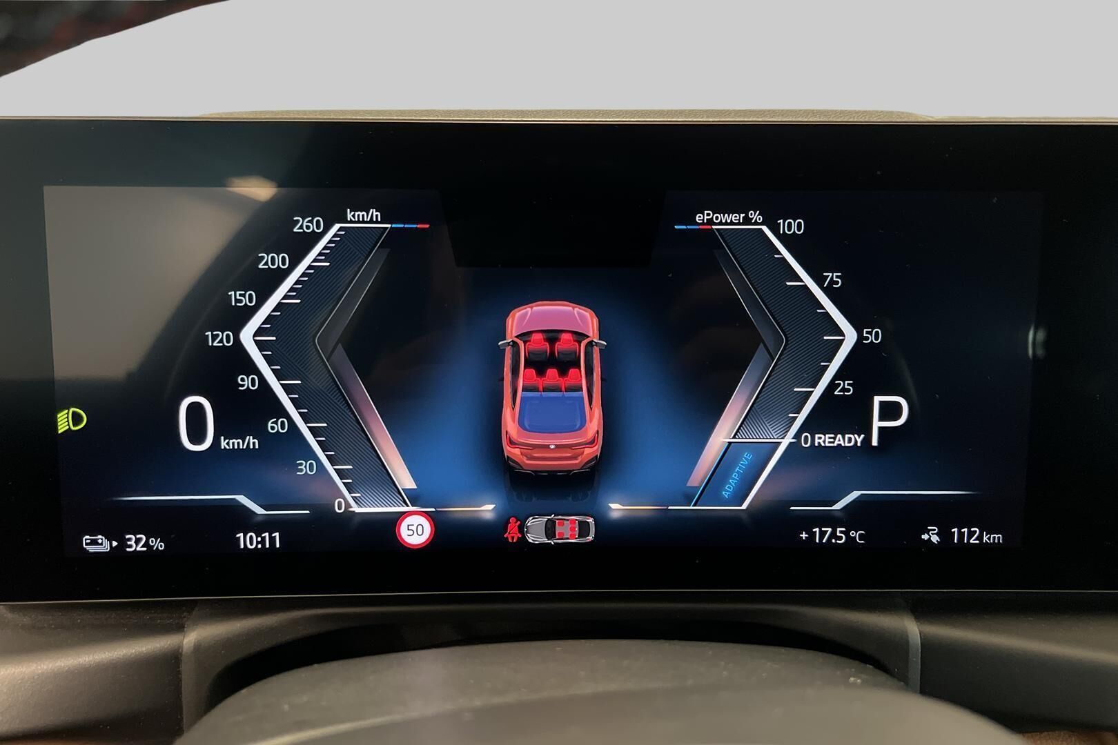 BMW i4 iso kuva 13