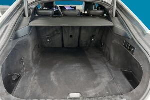 BMW i4 esikatselu 11