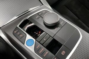 BMW i4 esikatselu 16