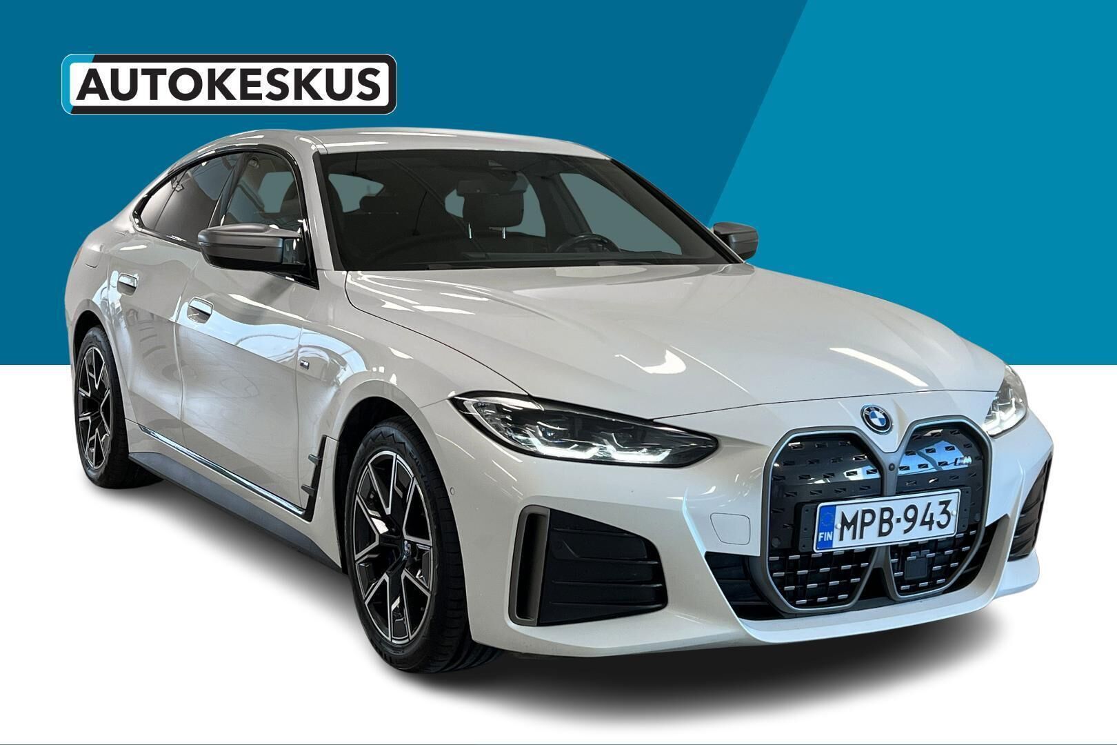 BMW i4 iso kuva 2