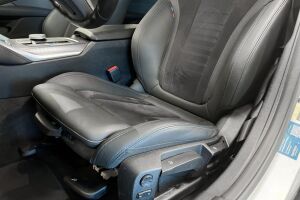 BMW i4 esikatselu 22