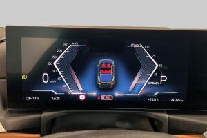 BMW i4 esikatselu 11