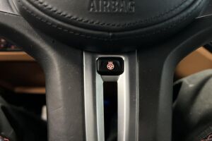 BMW i4 esikatselu 17