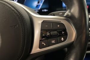 BMW i4 esikatselu 15