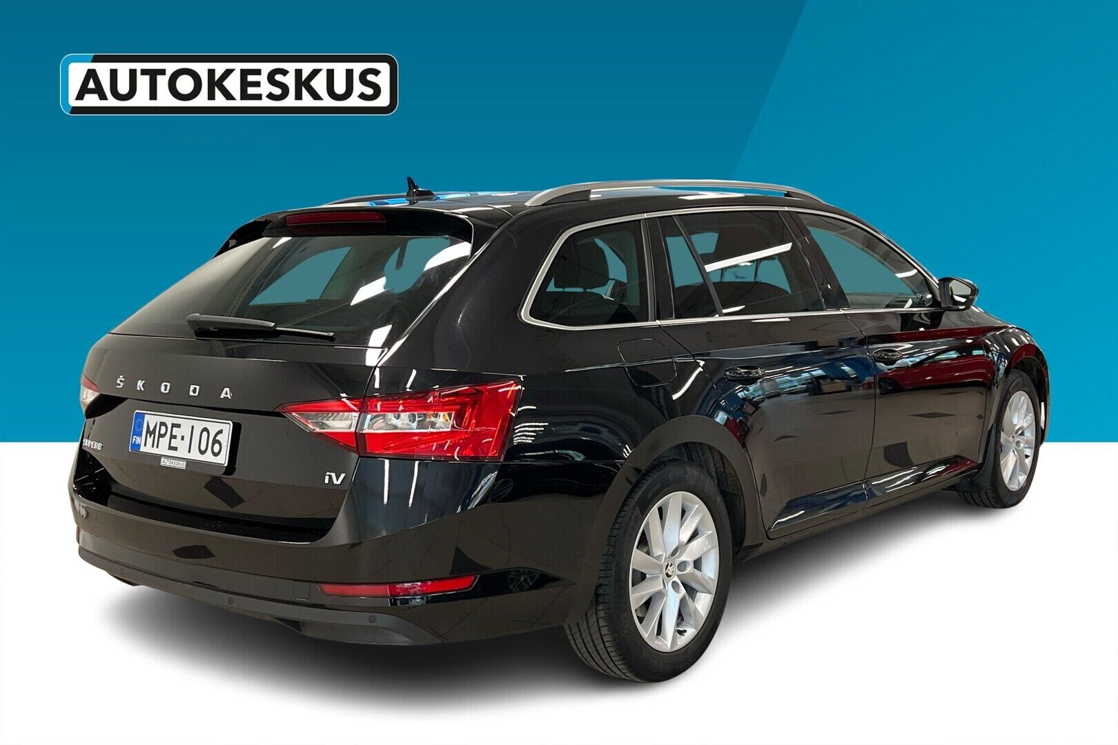 Skoda Superb iso kuva 1