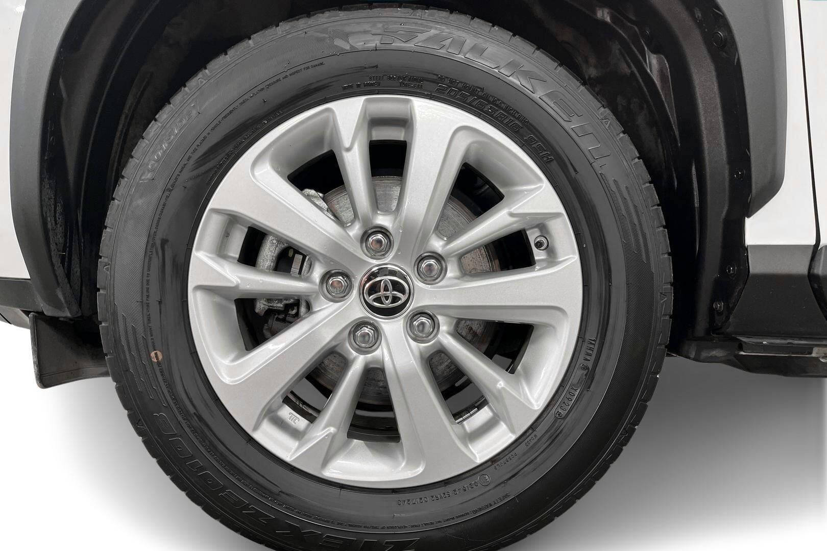 Toyota Yaris Cross iso kuva 12
