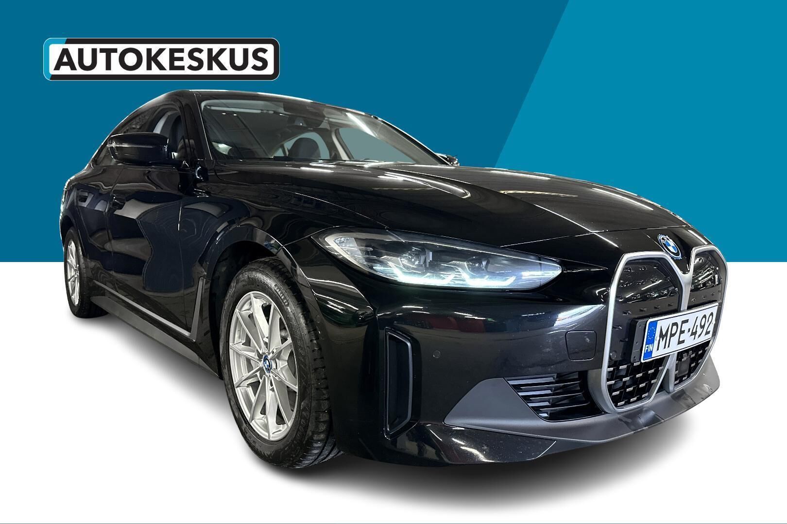 BMW i4 iso kuva 20