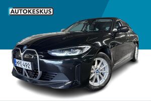 BMW i4 esikatselu 19
