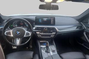 BMW 5-SARJA esikatselu 2
