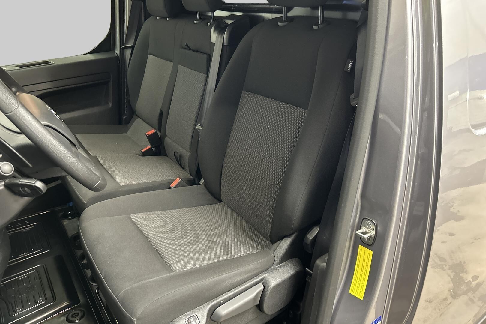 Toyota Proace iso kuva 10