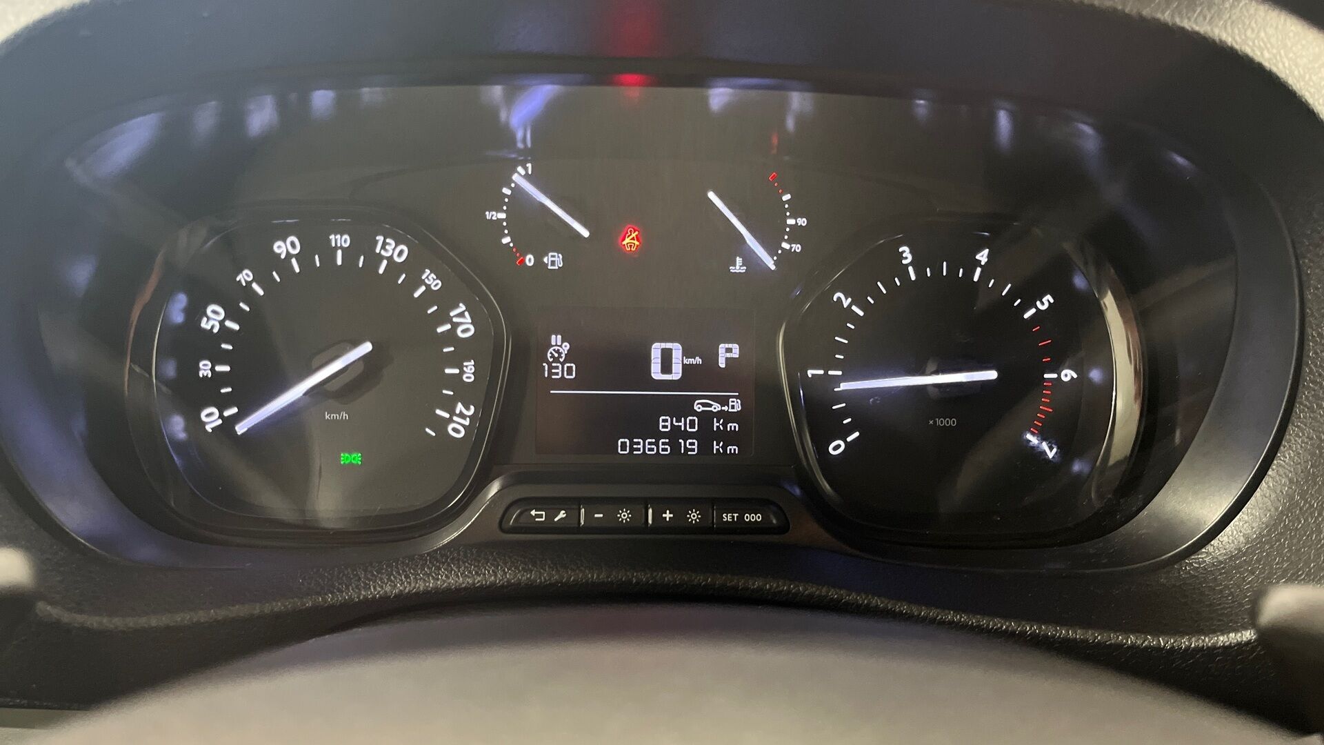 Toyota Proace iso kuva 13