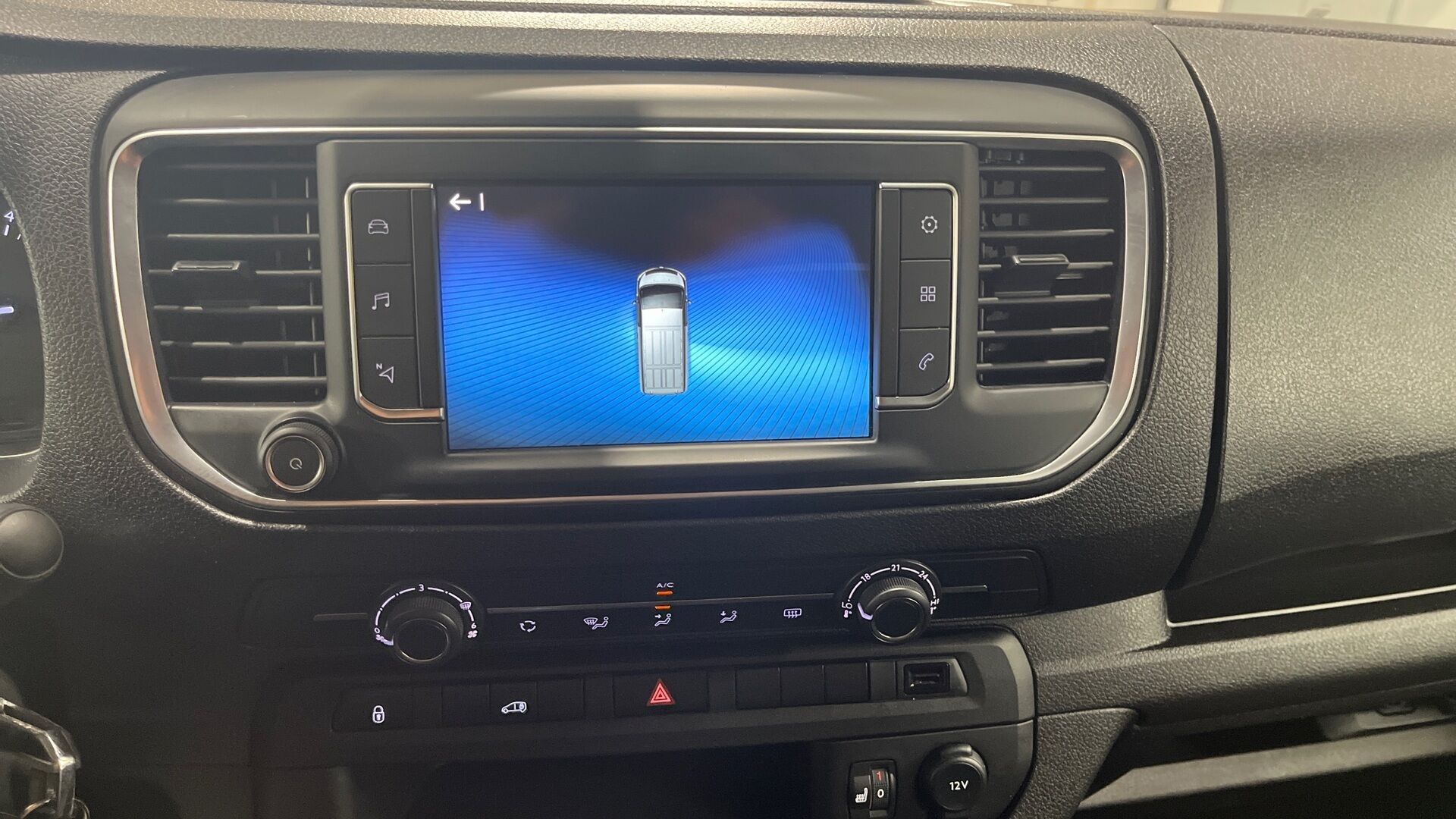 Toyota Proace iso kuva 14