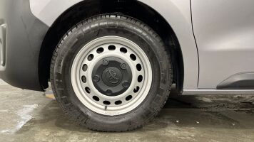 Toyota Proace esikatselu 18