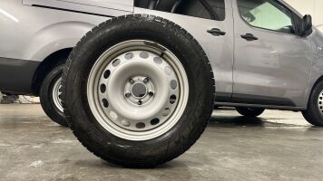 Toyota Proace esikatselu 19