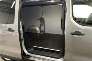 Toyota Proace esikatselu 21