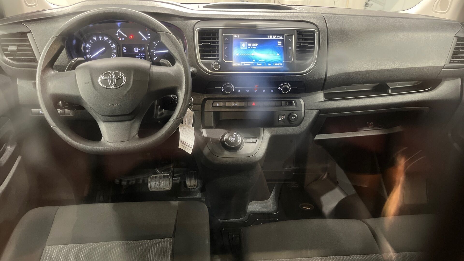 Toyota Proace iso kuva 9