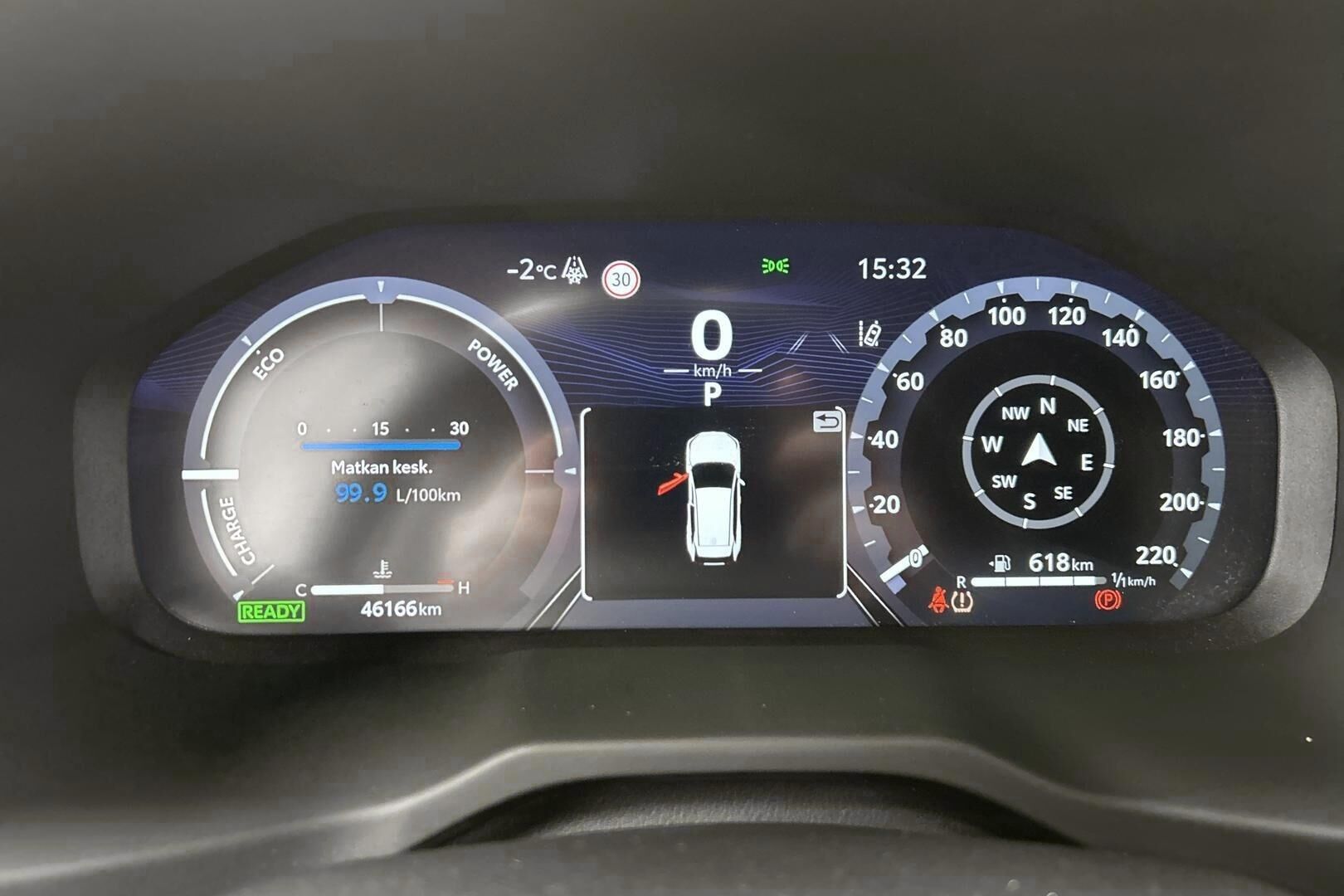 Toyota RAV4 iso kuva 17