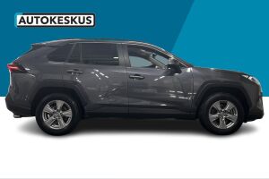 Toyota RAV4 esikatselu 4