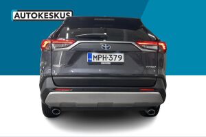 Toyota RAV4 esikatselu 6