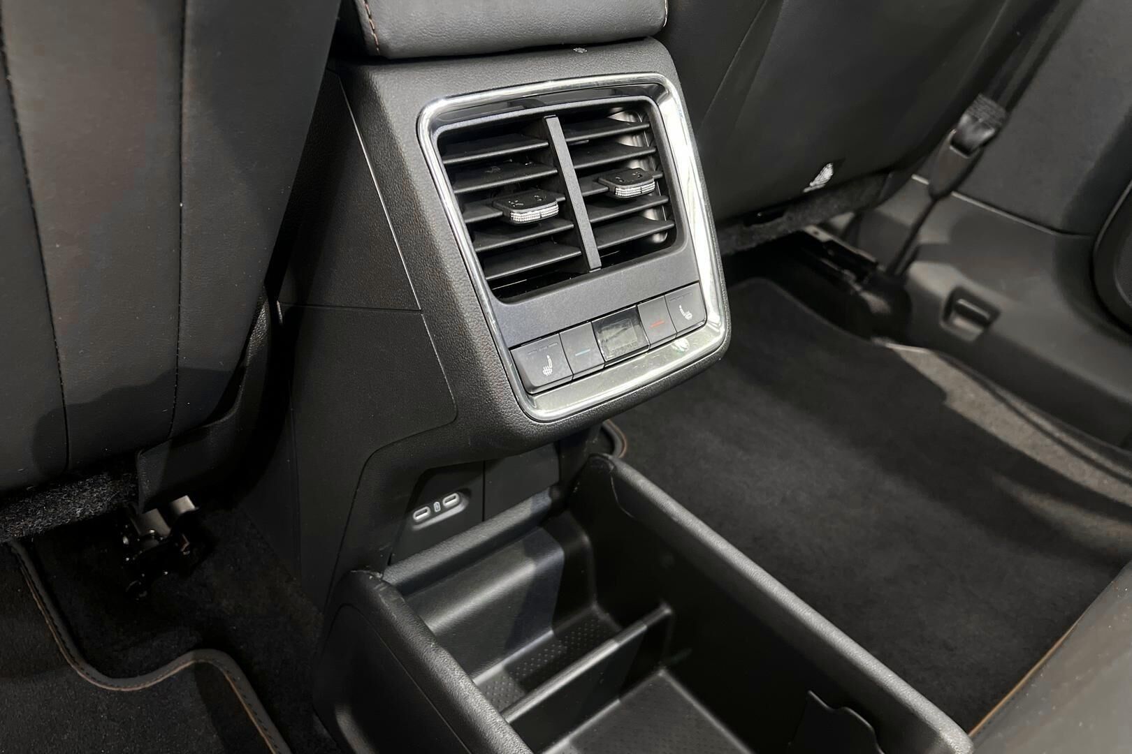 Skoda Enyaq iso kuva 34