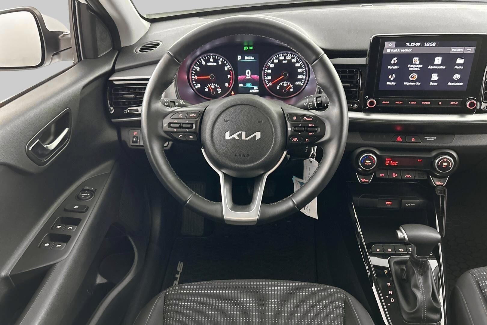 Kia Stonic iso kuva 26