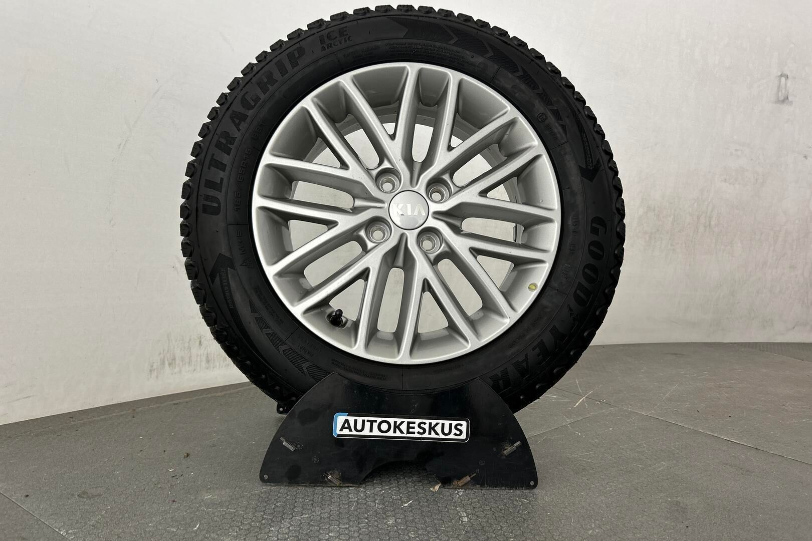 Kia Stonic iso kuva 28