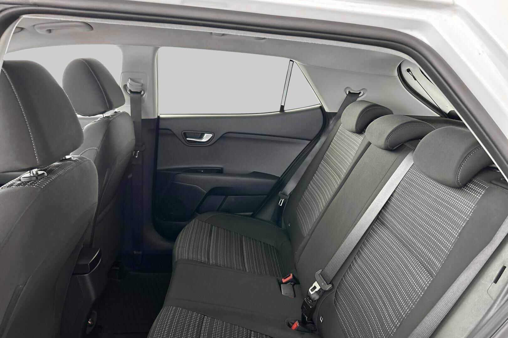 Kia Stonic iso kuva 9
