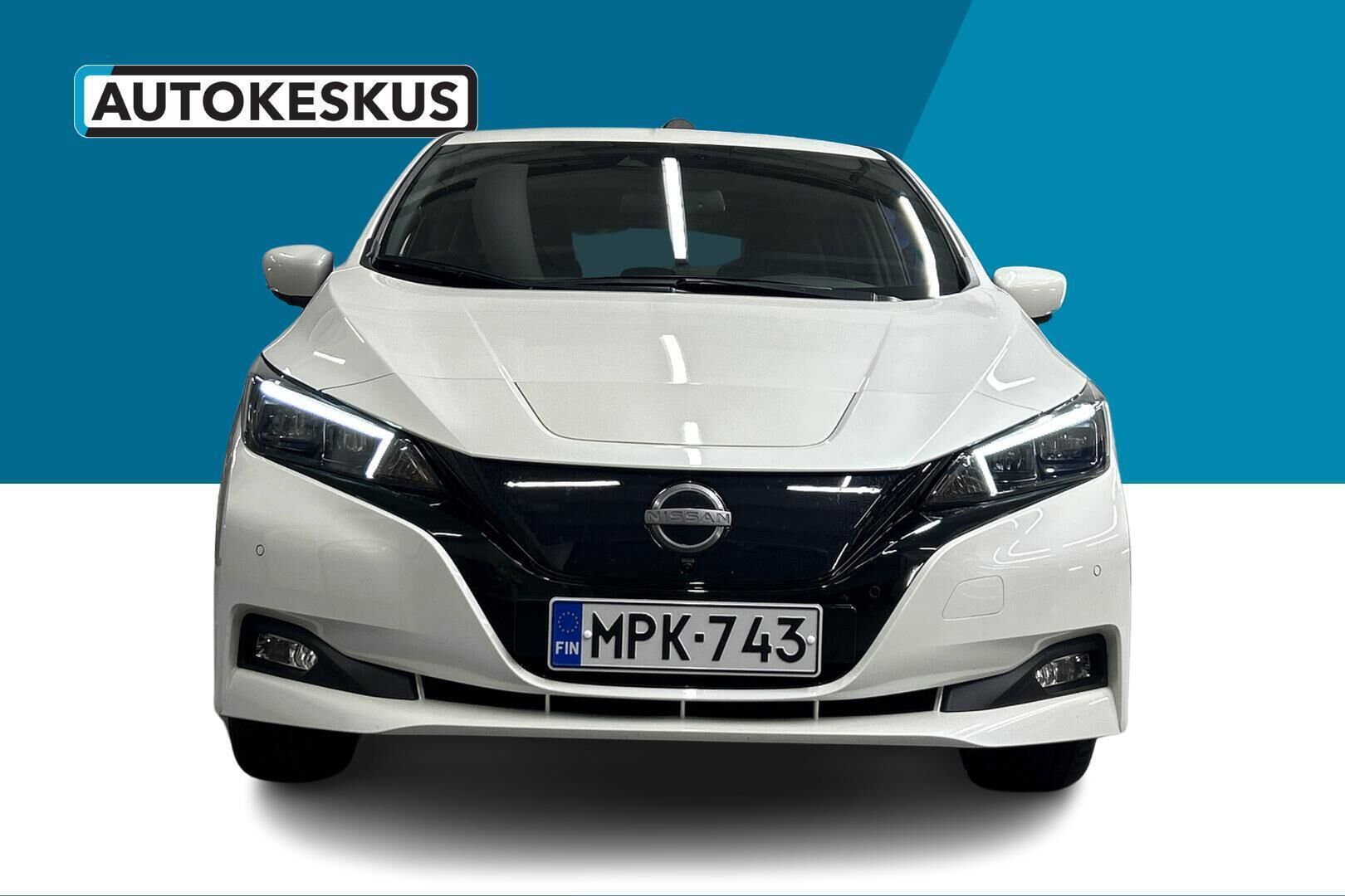 Nissan Leaf iso kuva 1